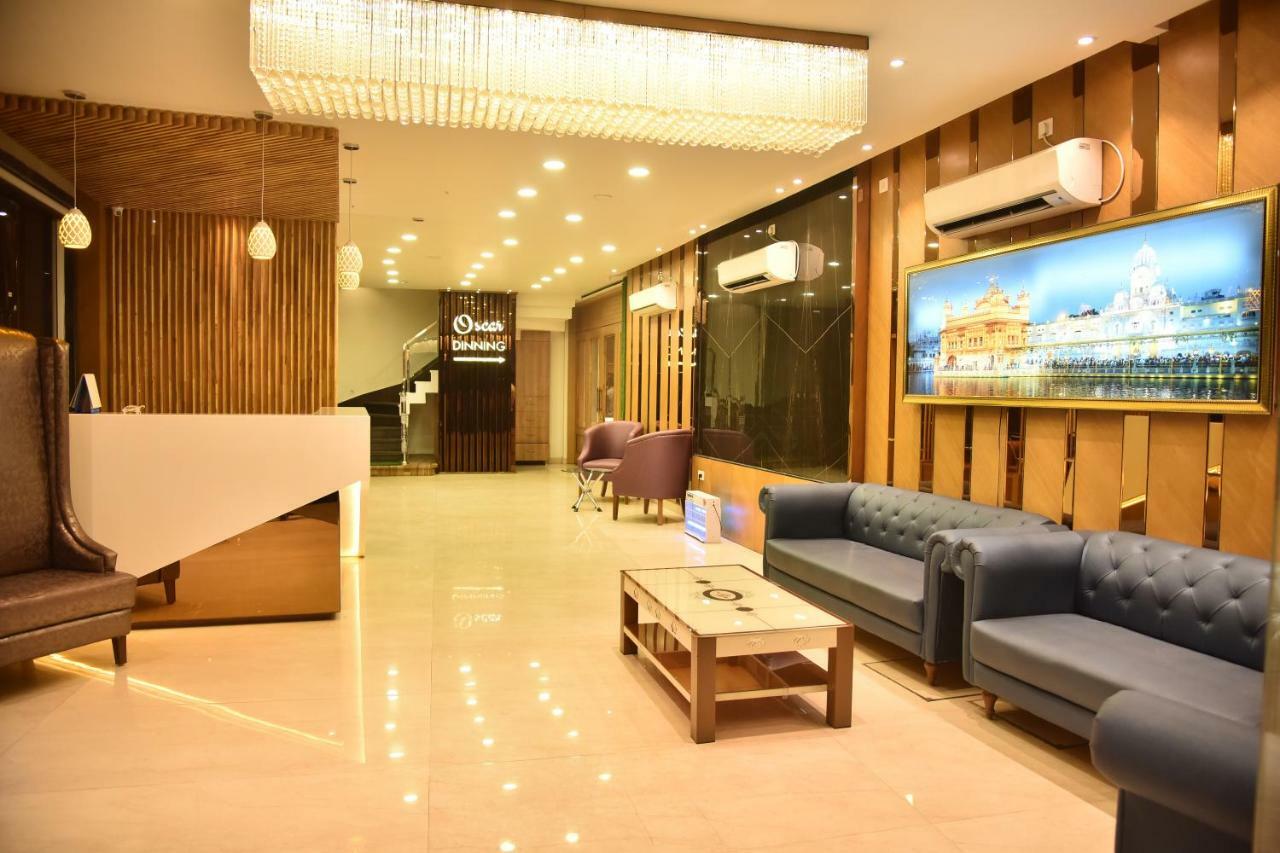 Hotel Oscar Amritsar Zewnętrze zdjęcie